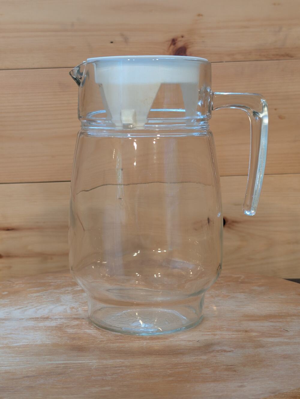 Vintage Glass Water Pitcher White Lid Insert 1.4L Carafe Made in France